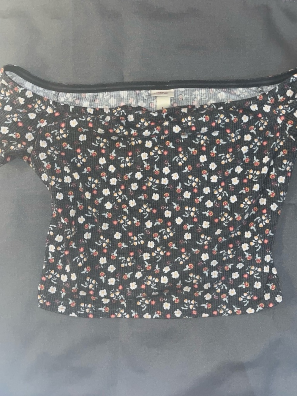 Mossimo Supply Co. Black Floral Off-Shoulder Crop Top